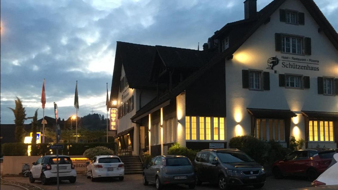 Hotel Schuetzenhaus Uznach Buitenkant foto